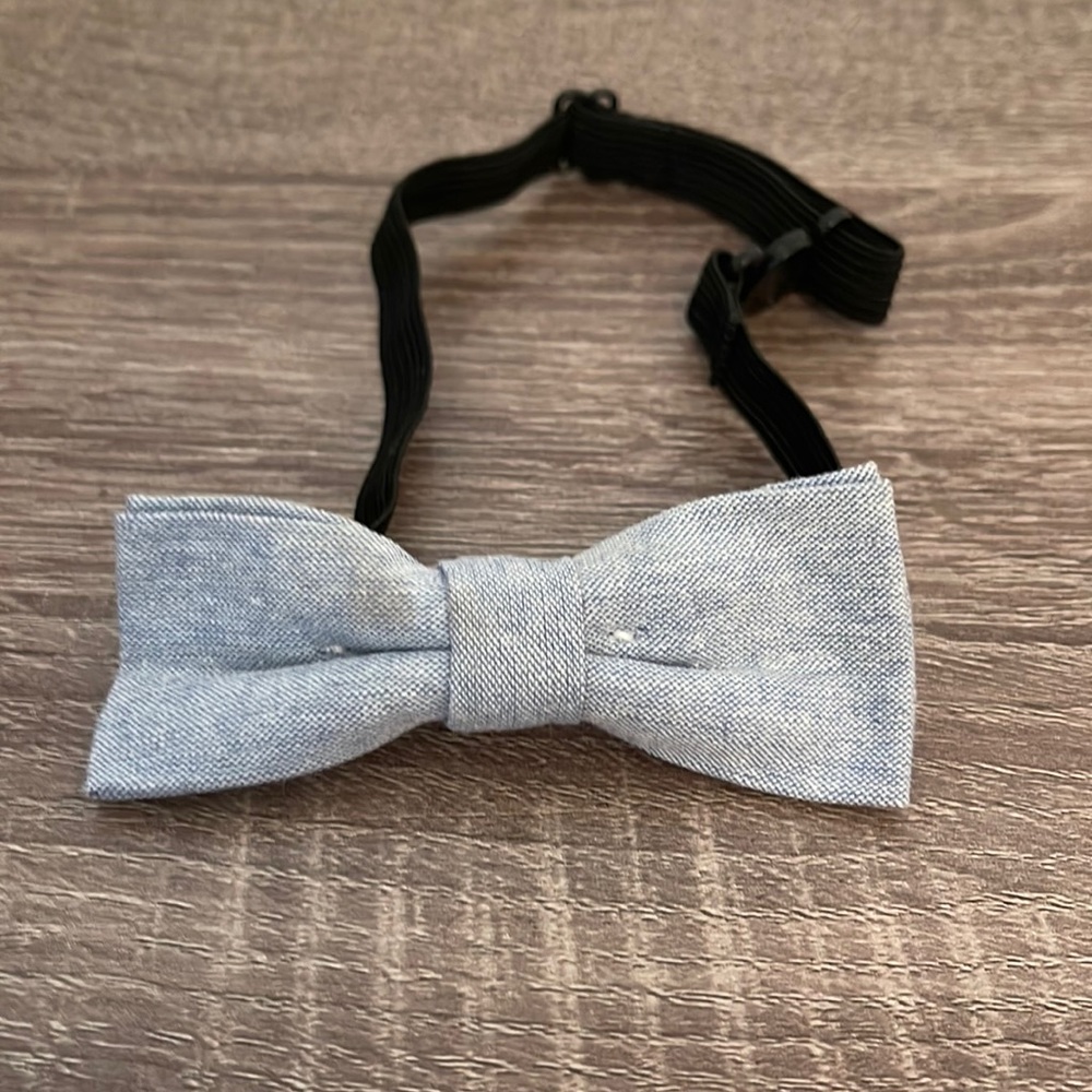 Blue bowtie